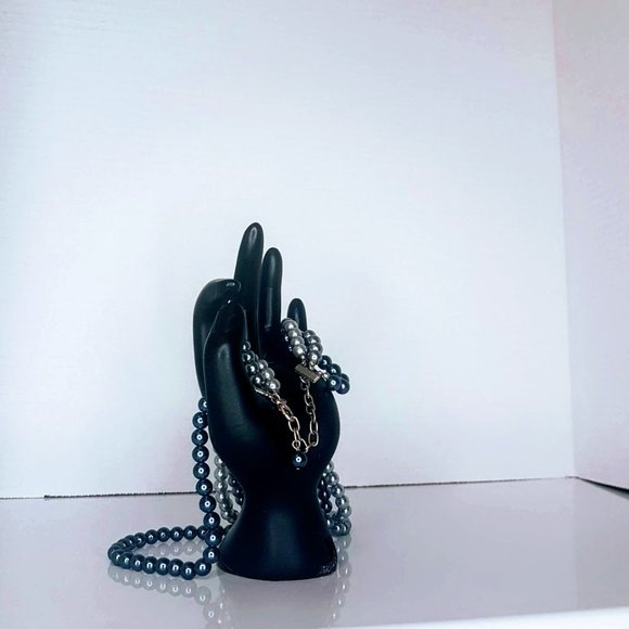 #J18 Tri-Color Pearl Fashion Necklace - Picture 8 of 9